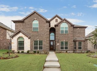 8205 Fallbrook Dr, Sachse, TX 75048