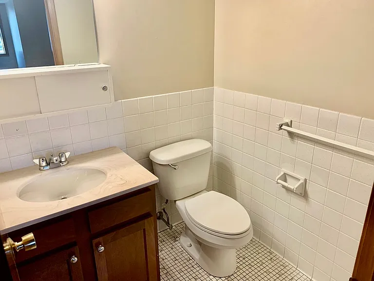 Indian Village Apartments — Photo 22