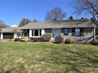 7 Lower Woods Rd S, Utica, NY 13501