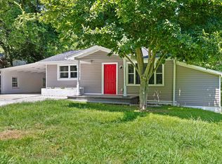 1220 Ridgeland Rd, Rossville, GA 30741