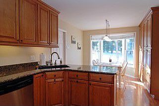 3rd image of 1154 Peachtree Ct
