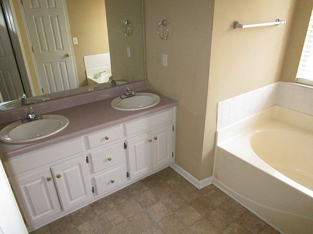 2nd image of 693 Newton Rd
