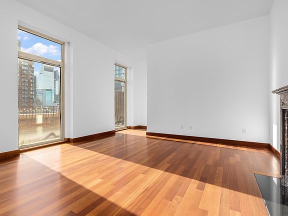 4th image of 305 E 63rd St APT 17B