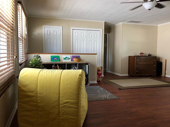 3rd image of 1124 Ebeling Dr