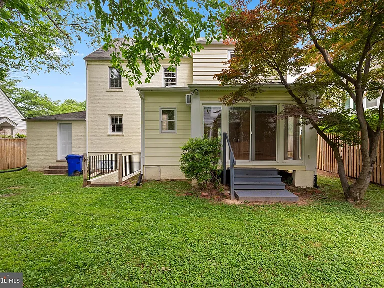 5122 Fairglen Ln — Photo 30