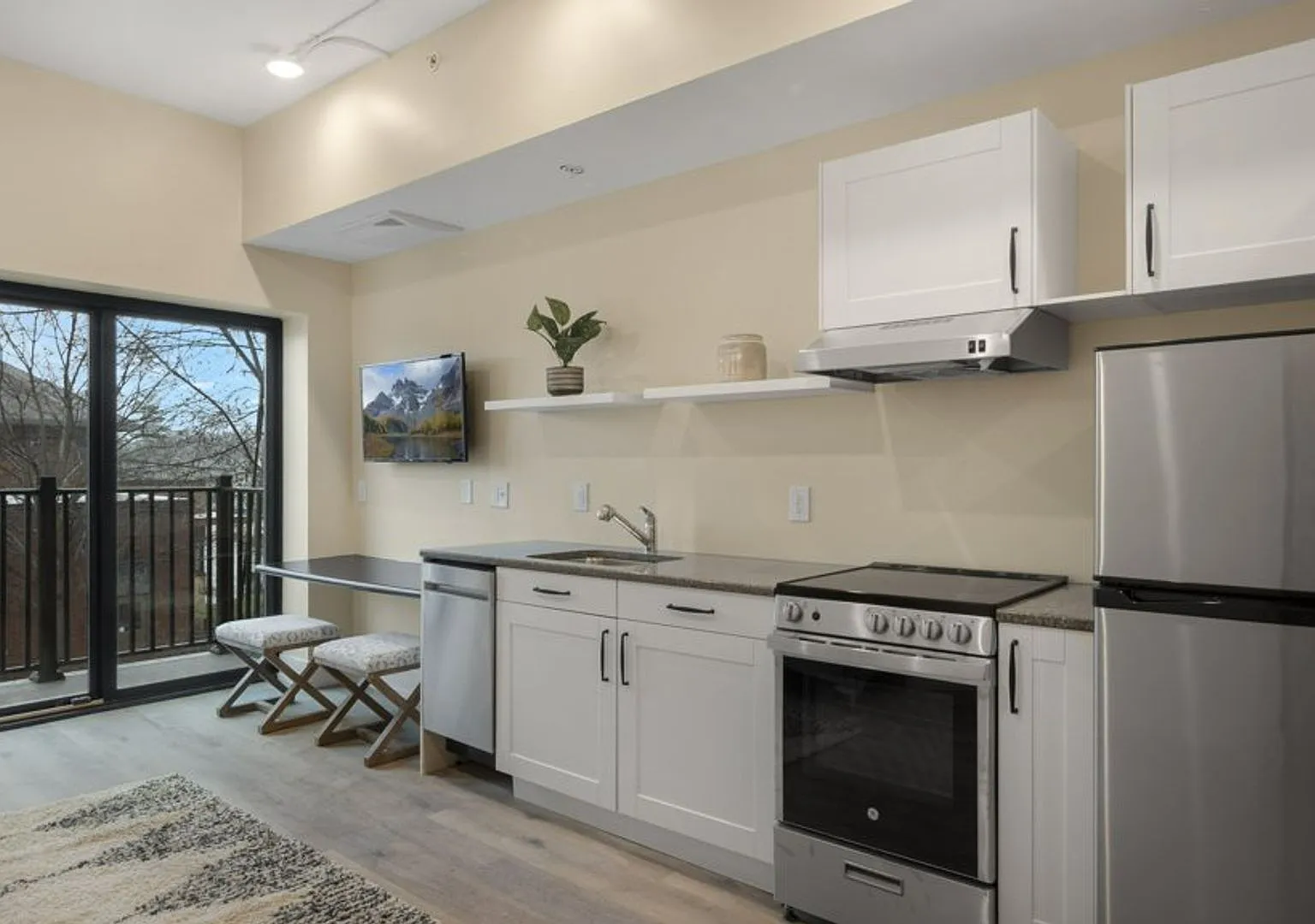 Beautiful Apartments West Grand Neighborhood — Photo 2