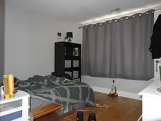 Rented by Rennit Inc.