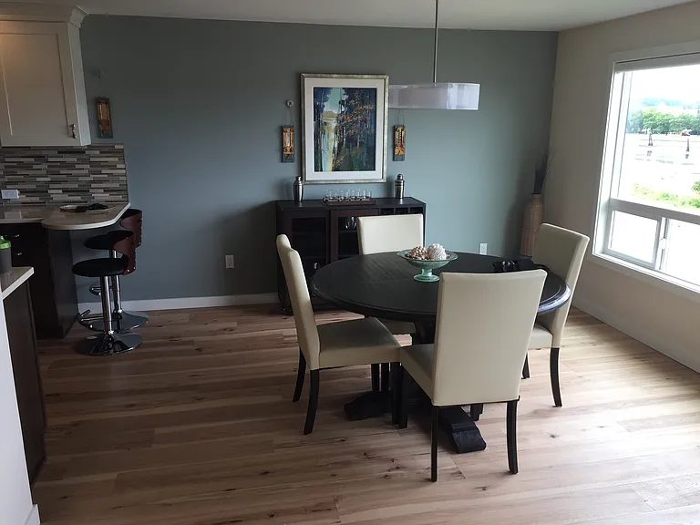 900 E Bay Dr NE — Photo 11