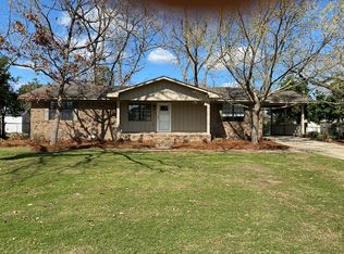 108 Tomberlin Ct, Fitzgerald, GA 31750