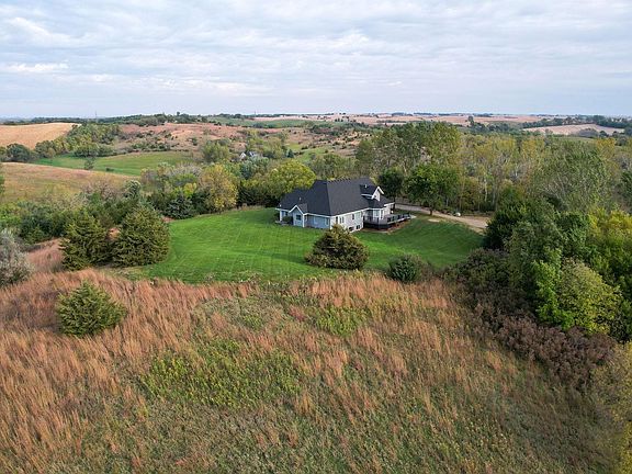 4th image of 31844 W Loop Rd