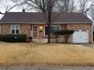 1160 Beaumont St, Alton, IL 62002