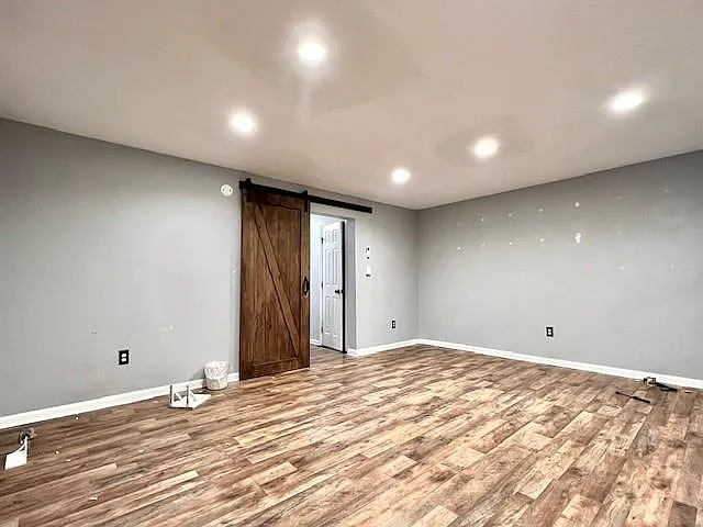 284 William Nye Dr SE — Photo 17