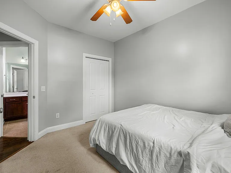 224 Blue Creek Farms Dr — Photo 15