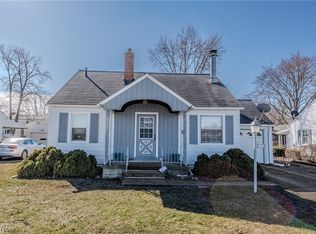 463 Poplar St, Elyria, OH 44035