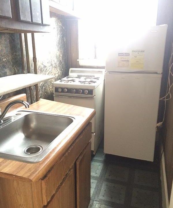 2nd image of 55 Burbank St APT 17E