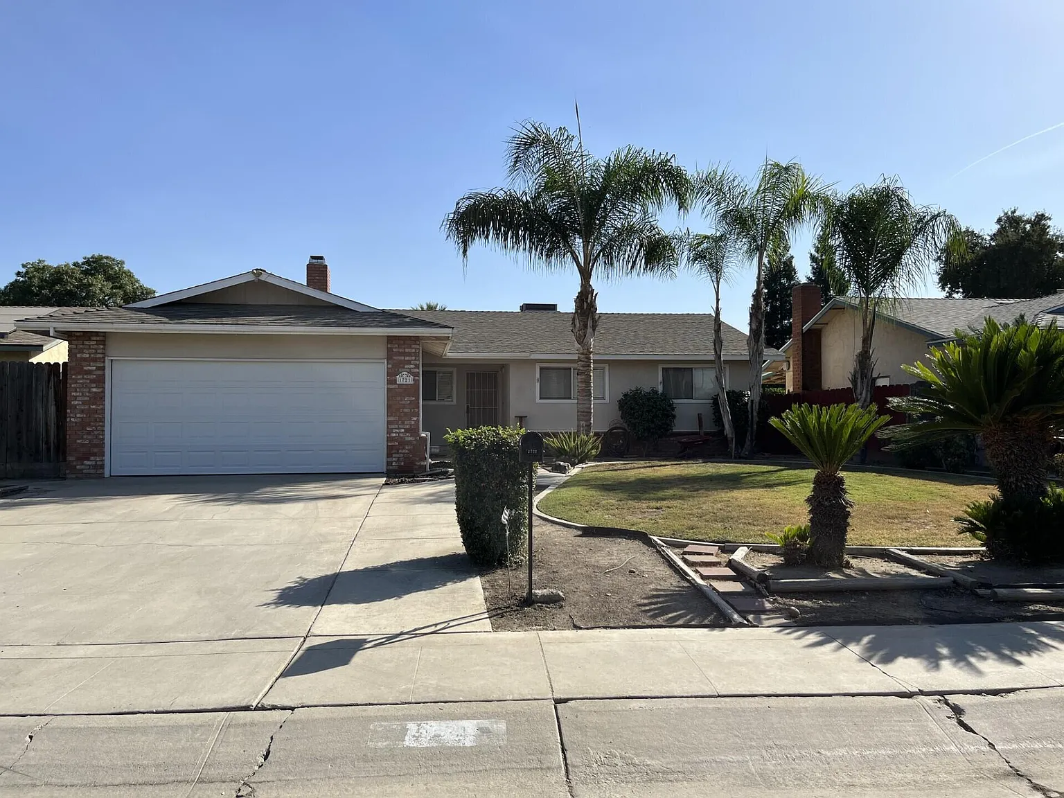 1721 W Monte Vista Avenue photo 1