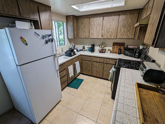 5th image of 4137 Cherokee Ave
