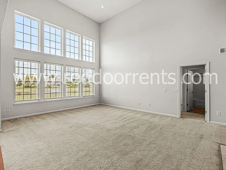 4712 Pebblepointe Pass — Photo 17