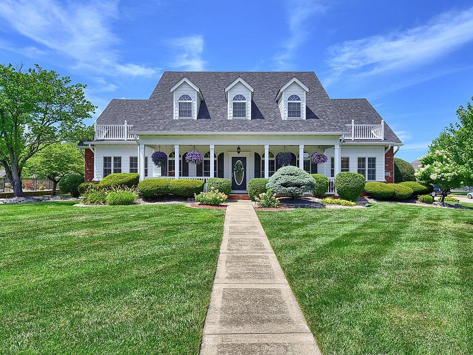 1st image of 7 Fox Mill Dr