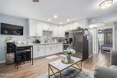 1 bed, 560 sqft, $1,260 — Photo 2