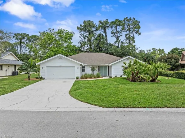 2251 Queens WAY, NAPLES, FL 34112