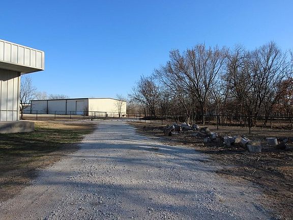 2nd image of 4512 W Highway 82