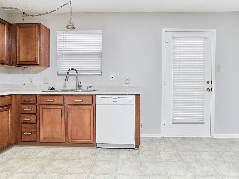 14169 Clapboard Dr — Photo 10