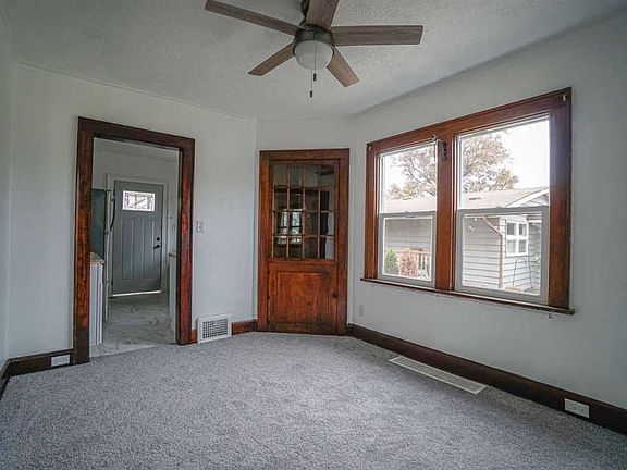 3rd image of 3118 Latham St