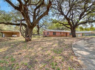 27 Crestline Dr, Pleasanton, TX 78064