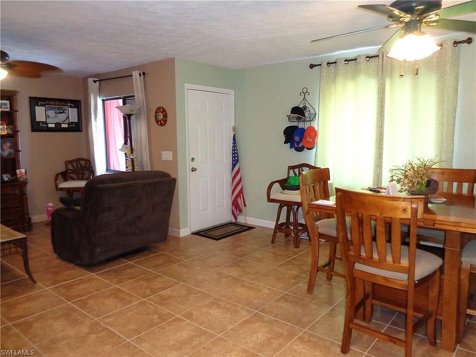 1st image of 527 Cape Coral Pkwy W APT 1