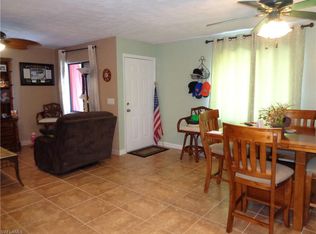 527 Cape Coral Pkwy W APT 1, Cape Coral, FL 33914
