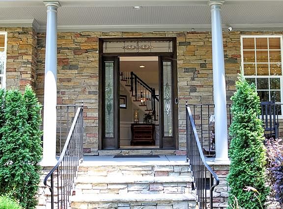 2nd image of 102 Preserve Way