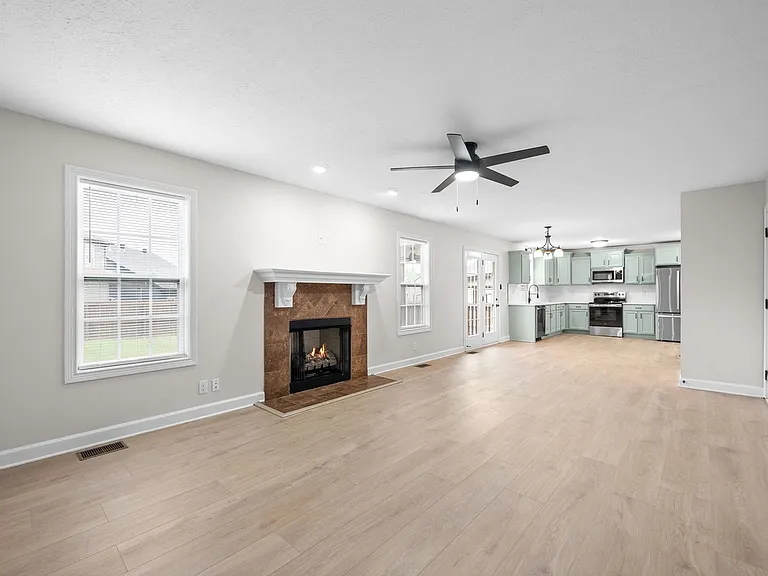 1282 Eagles View Dr — Photo 9