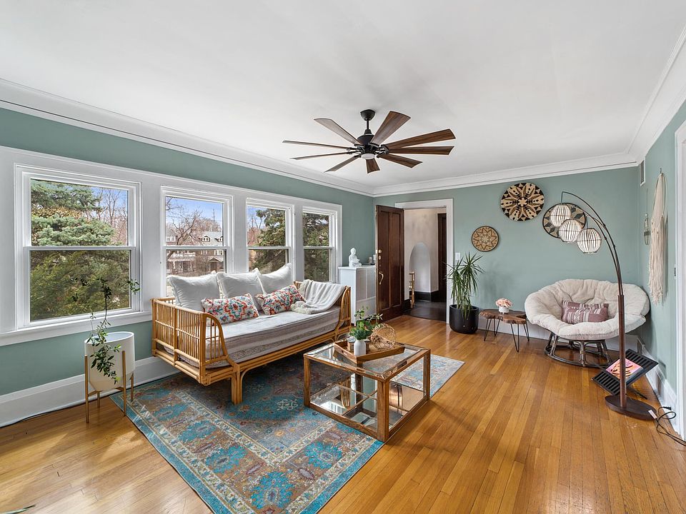 1st image of 9412 Clifton Blvd Floor 2