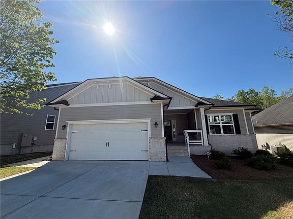 2nd image of 620 Bald Ridge Cir