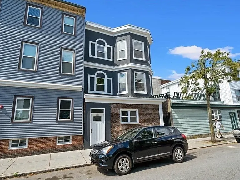 Marion St — Photo 11