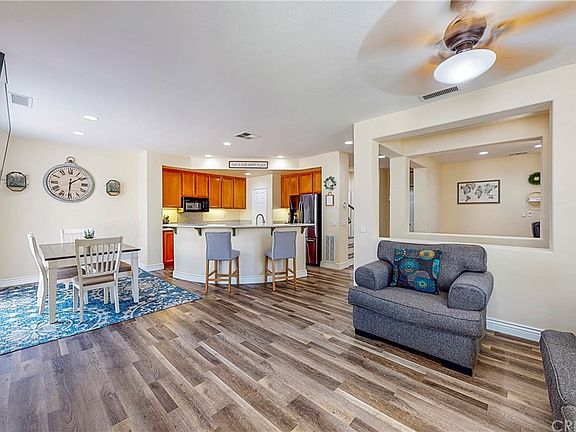 5th image of 24153 Gardenia Ct #106