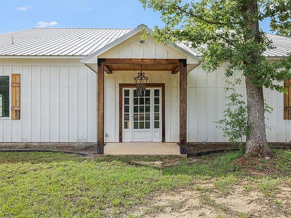 4th image of 306 Tanglewood Ln