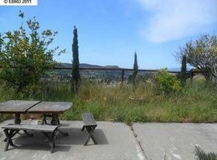 4718 Full Moon Dr, Richmond, CA 94803
