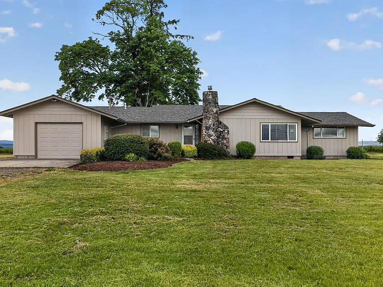 32303 NW Zion Church Rd — Photo 1