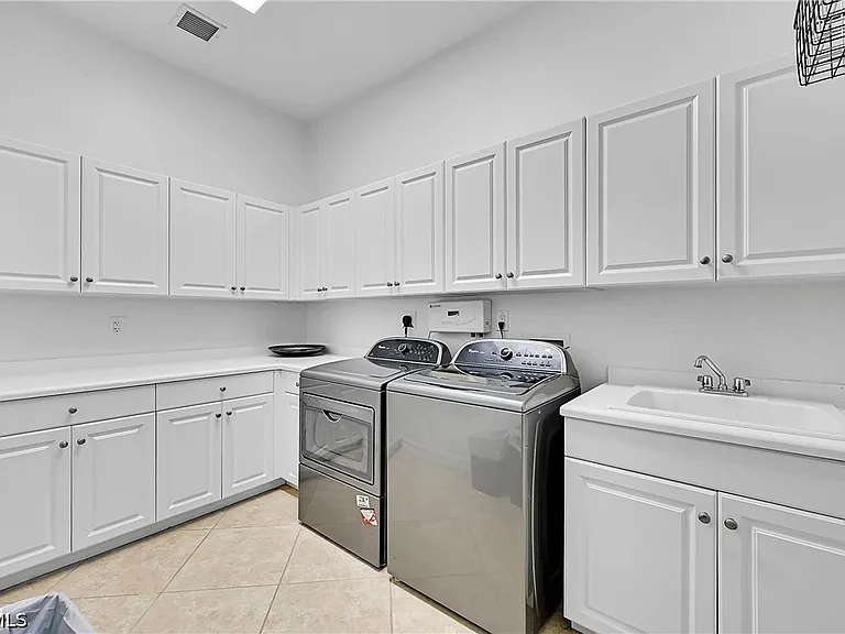 2797 1st St #2202 — Photo 22