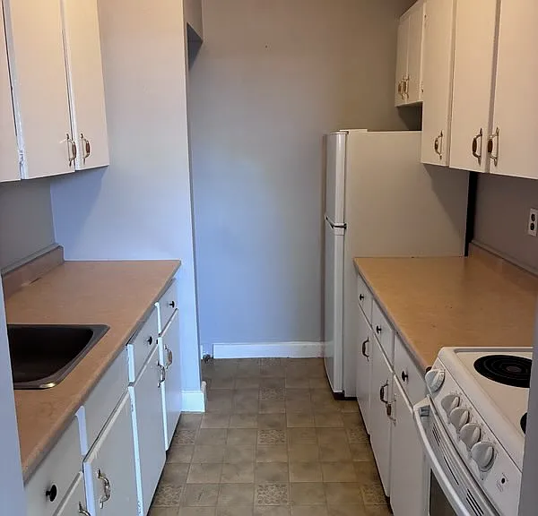 490 Wiley Ave #216 — Photo 4