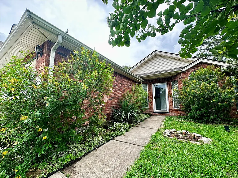 11036 Mistic Moon Ct — Photo 2