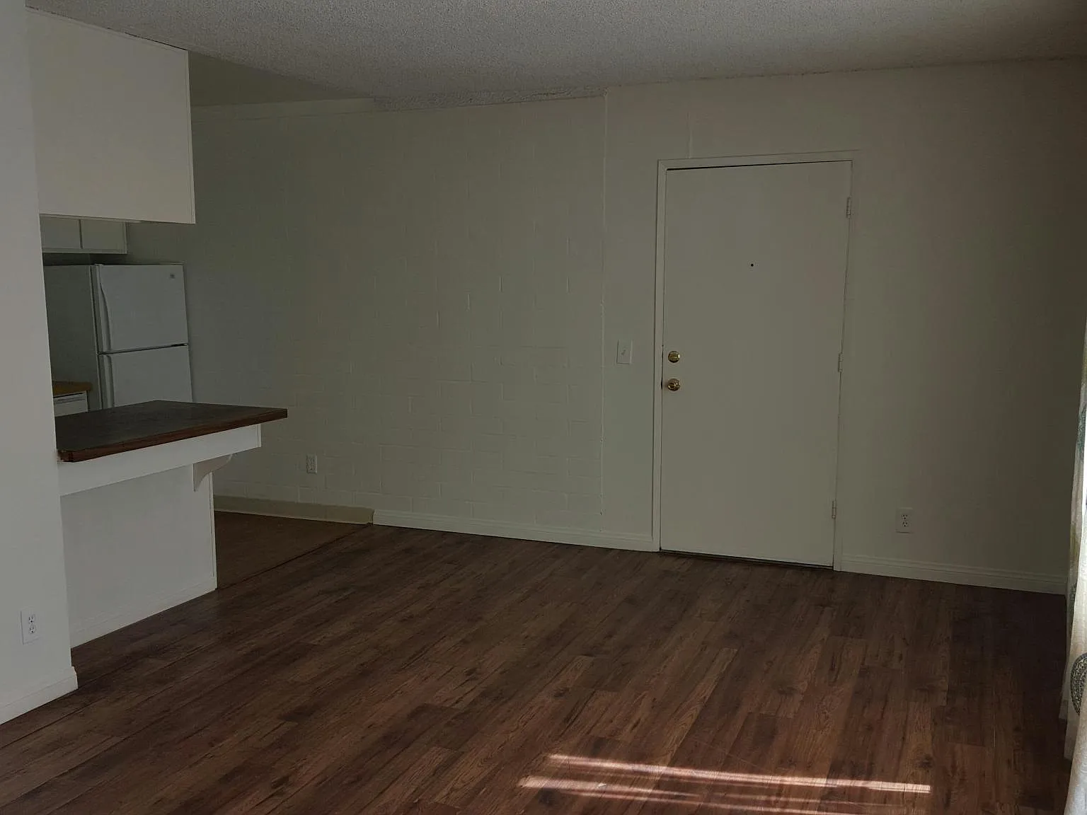 Studio, 400 sqft, $1,525 — Photo 4