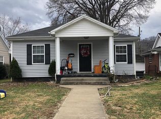 812 Walnut Ave, Paintsville, KY 41240