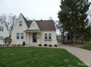 1105 E Richwoods Blvd, Peoria, IL