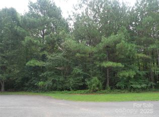 1832 Jaya Dr, Sherrills Ford, NC 28673