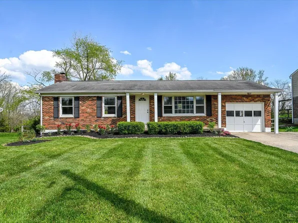 117 Country Club Dr, Oxford, OH 45056