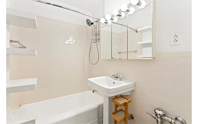 Sold by Douglas Elliman | media 18