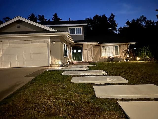 1st image of 1228 Canyon View Dr